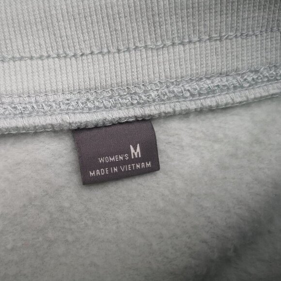 Eddie Bauer Ladies Size Medium Light Green Fleece Lined Loose Fit Shorts - Picture 4 of 9